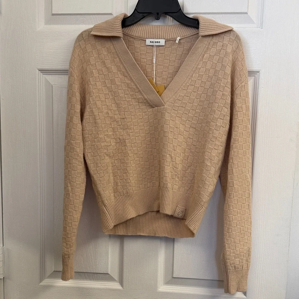 Numae Collared Sweater - Picture 3 of 7
